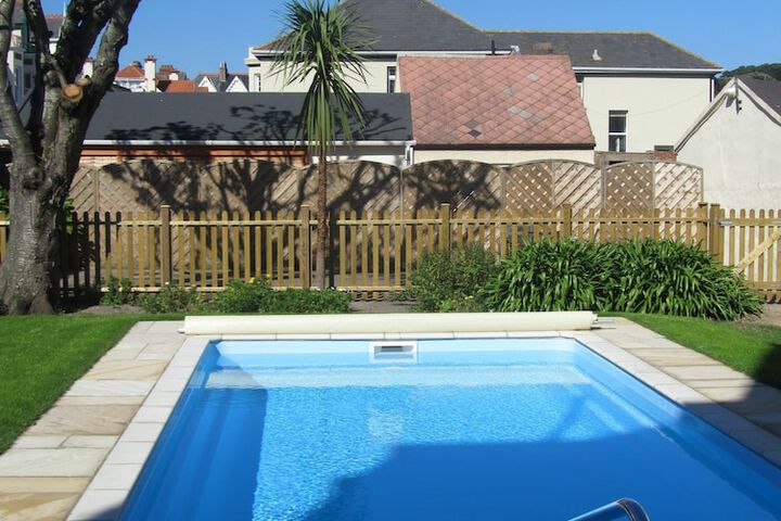 Pool 23 of 39