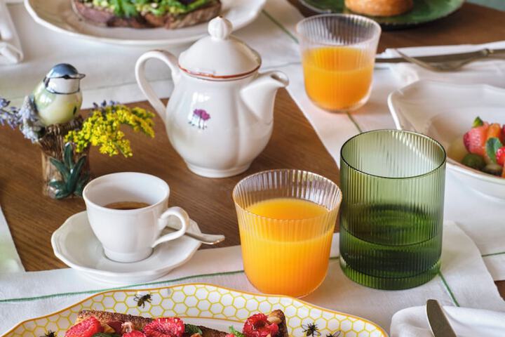 Breakfast/Coffee Service 120 of 162