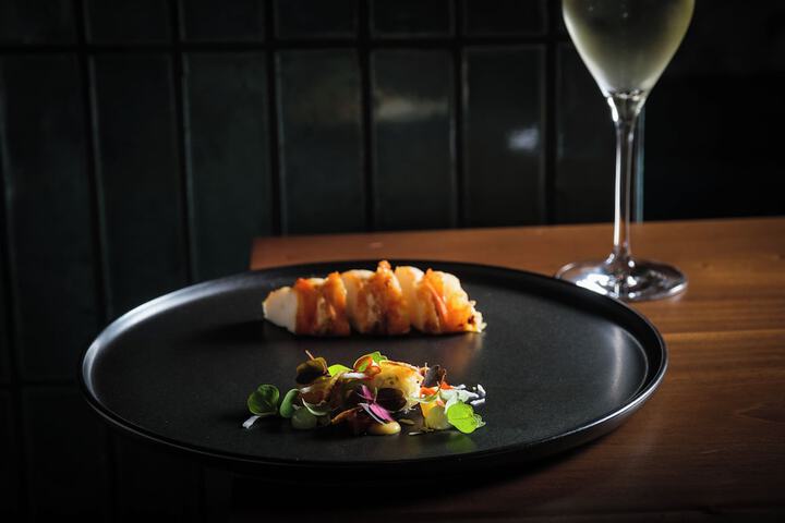 Dining 133 of 206