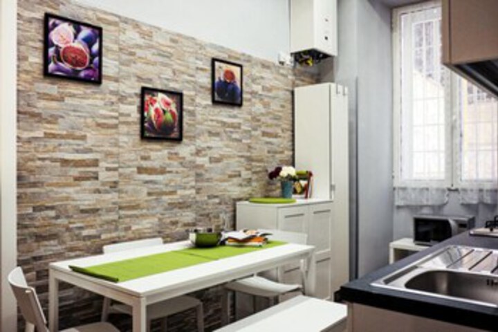 Room 17 of 24