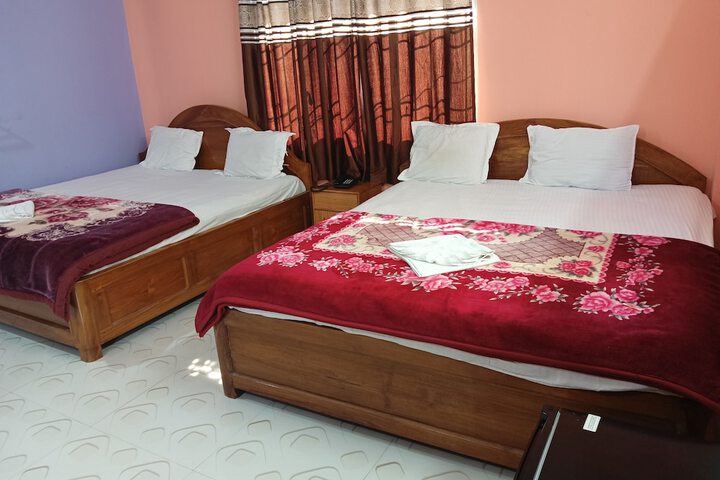 Room 6 of 24