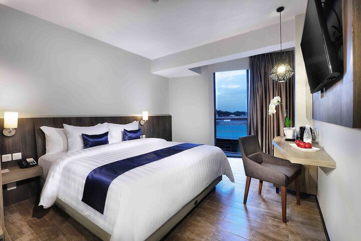 Room 3 of 36