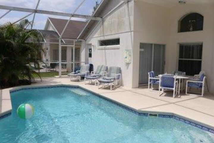 Pool 18 of 22