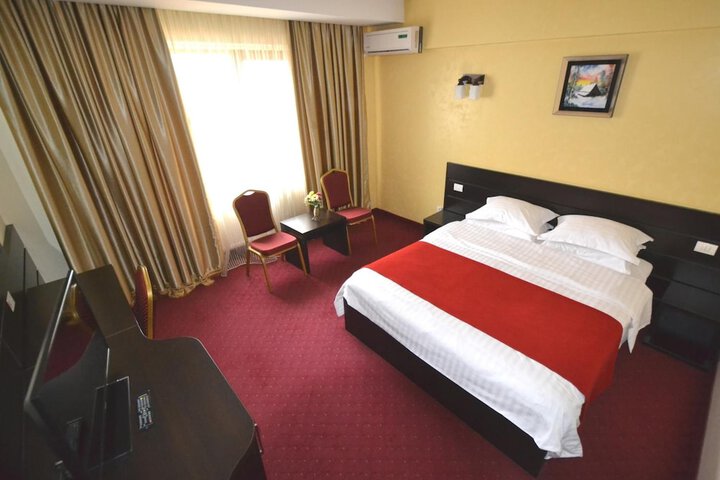 Room 21 of 51