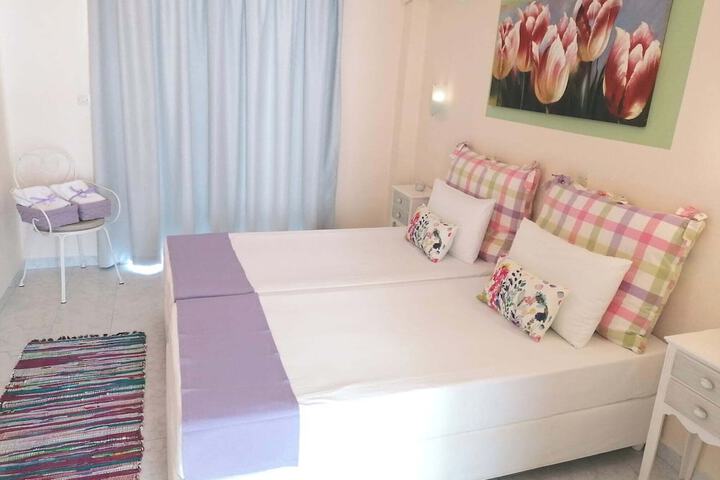Room 34 of 70