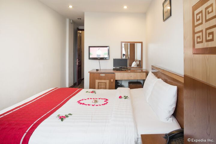 Room 5 of 35