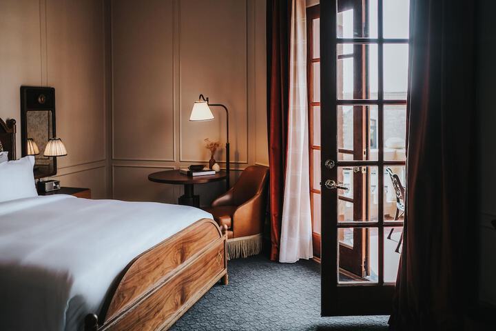 Room 46 of 121