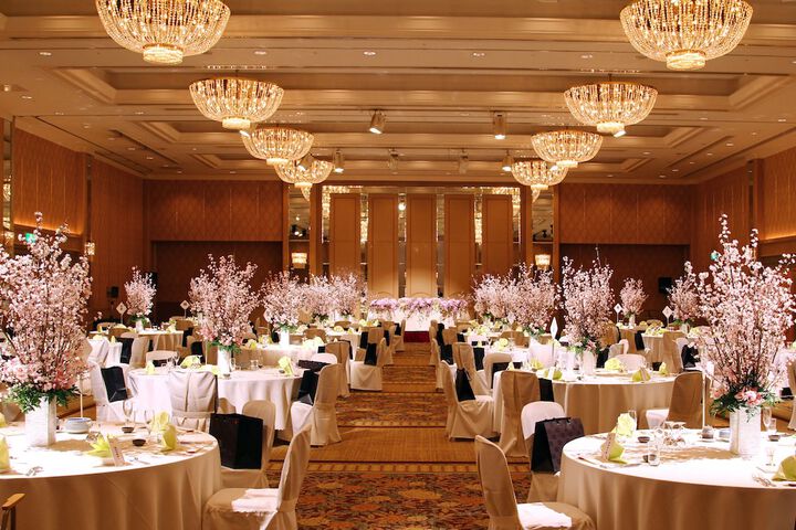 Ballroom/Hall 37 of 43