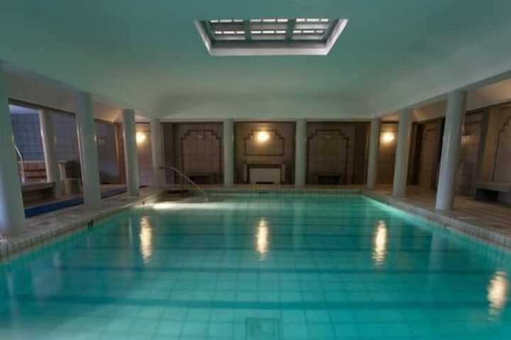Pool 48 of 127