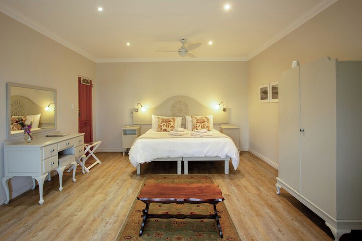 Room 48 of 128