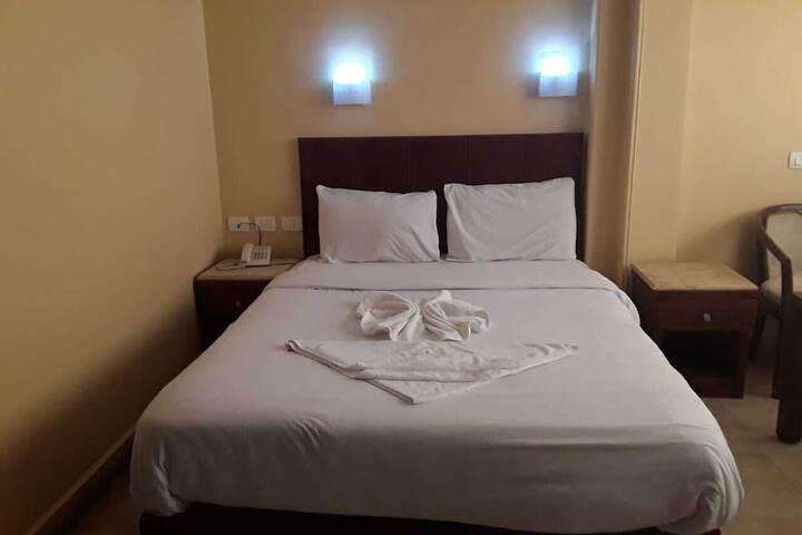 Room 31 of 66