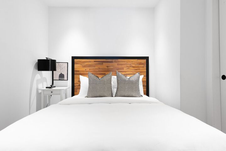 Room 45 of 104
