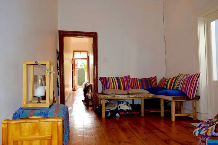2 Bedroom House in Observatory Cape Town