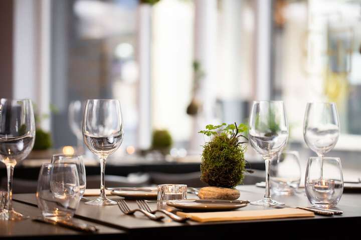 Dining 21 of 29