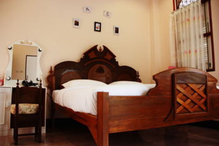 Room 14 of 21