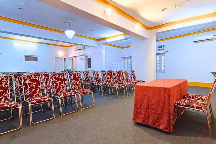Ballroom/Hall 45 of 53