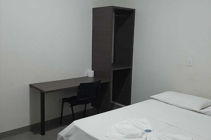 Room 8 of 20