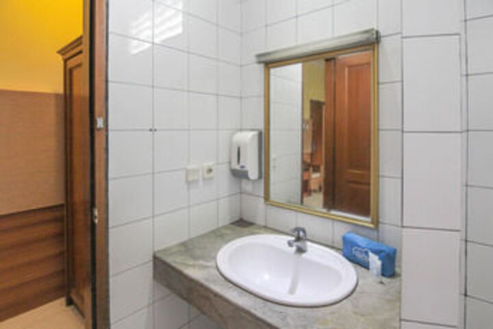 Room 4 of 21