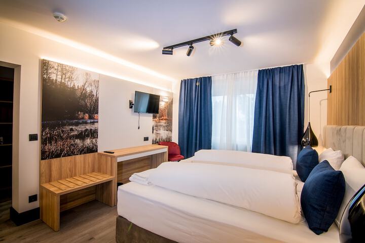 Room 34 of 55