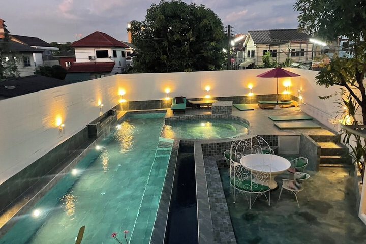 Pool 66 of 115