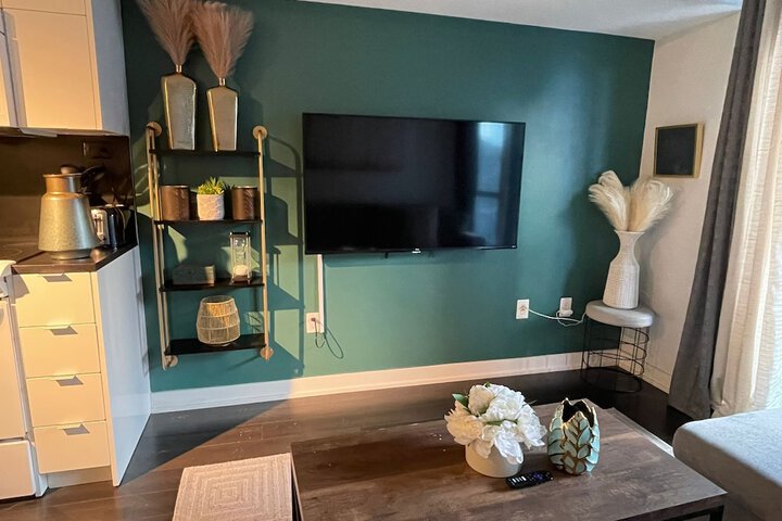 Room 14 of 27