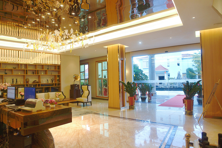 Hotel Interior 13 of 26