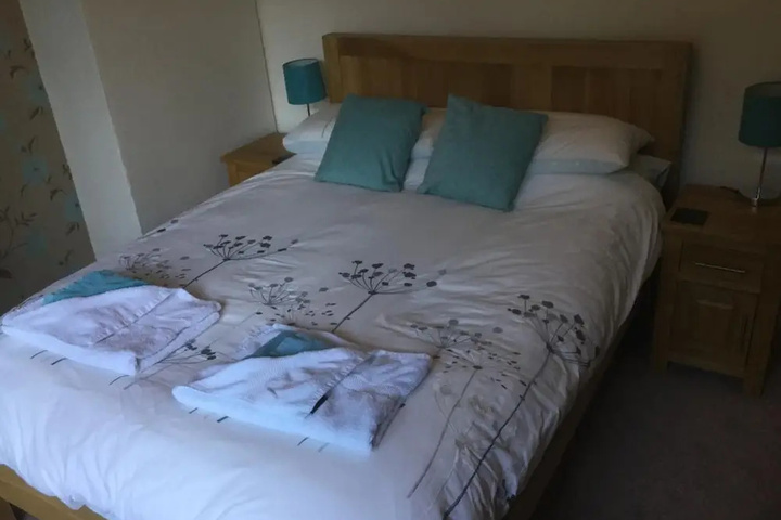 Room 6 of 21