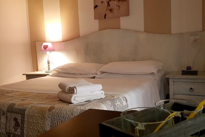 Room 14 of 42