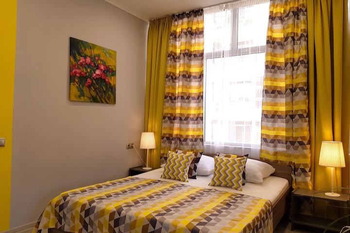 Room 4 of 89