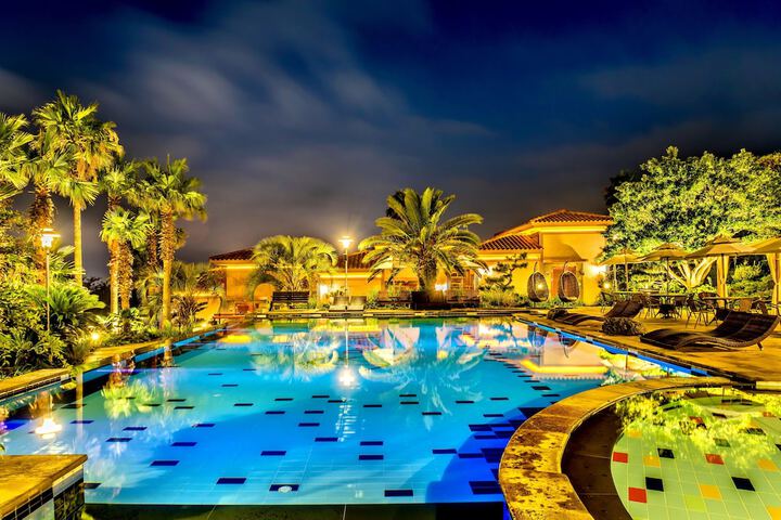 Pool 55 of 67