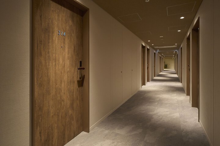 Ballroom/Hall 61 of 79