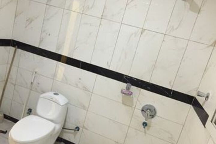 Room 4 of 29