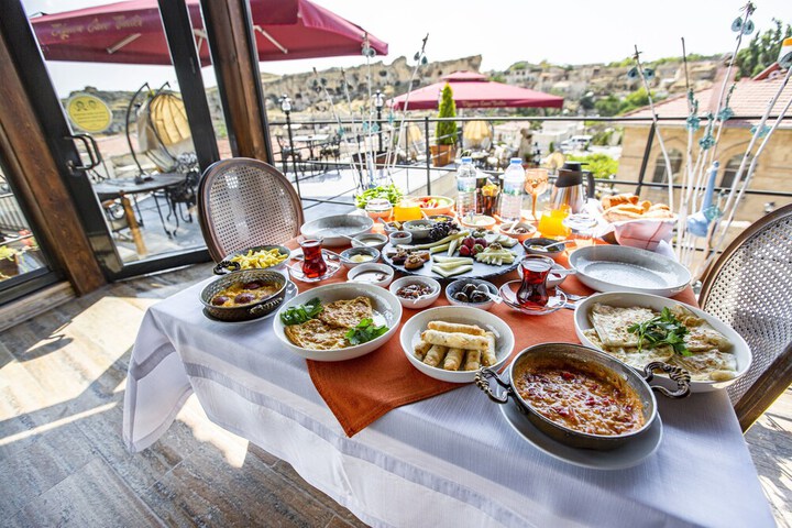 Breakfast/Coffee Service 87 of 106