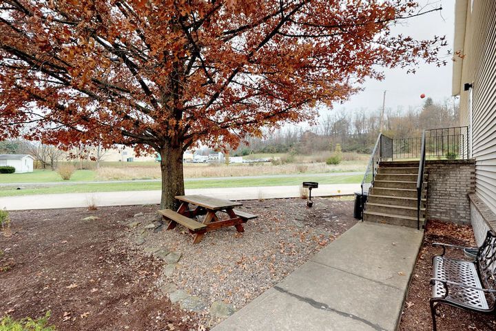 Property Grounds 40 of 43