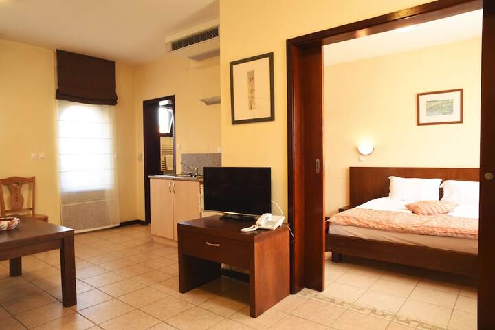 Private kitchenette