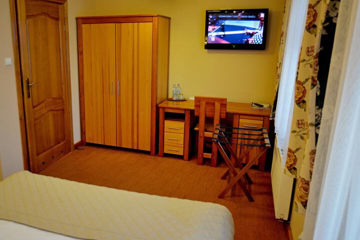 Room 32 of 91