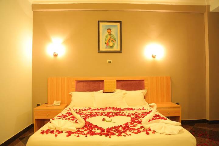Room 15 of 61