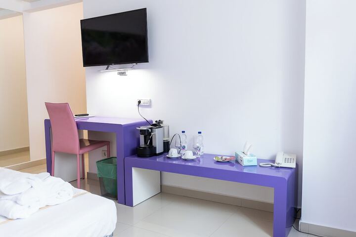 Room 12 of 47