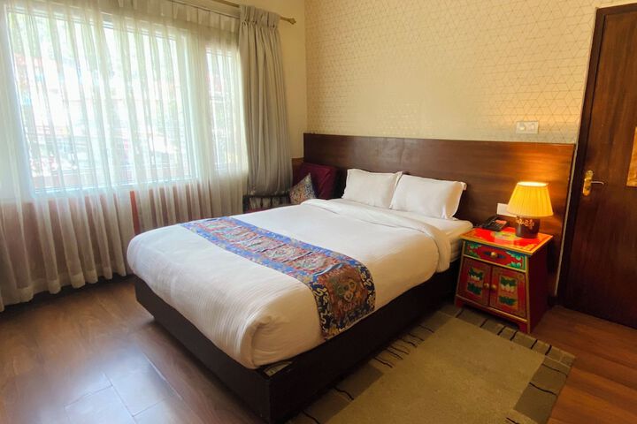 Room 69 of 214