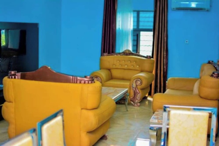 Room 5 of 22