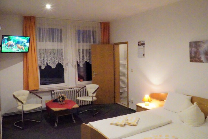 Room 2 of 50