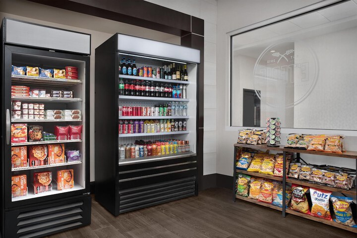 Snack bar