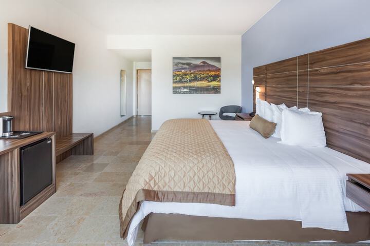 Room 15 of 27
