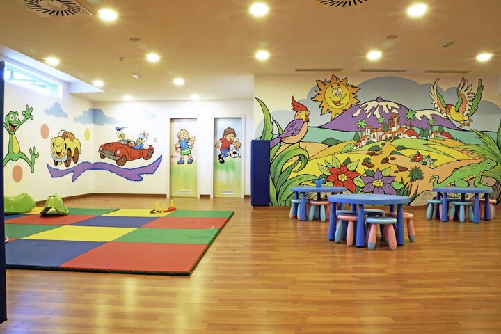 Childrens Activities 53 of 83