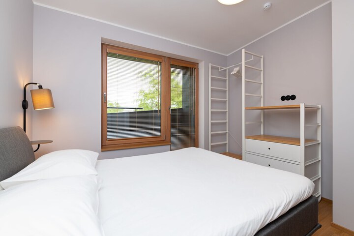 Room 11 of 60
