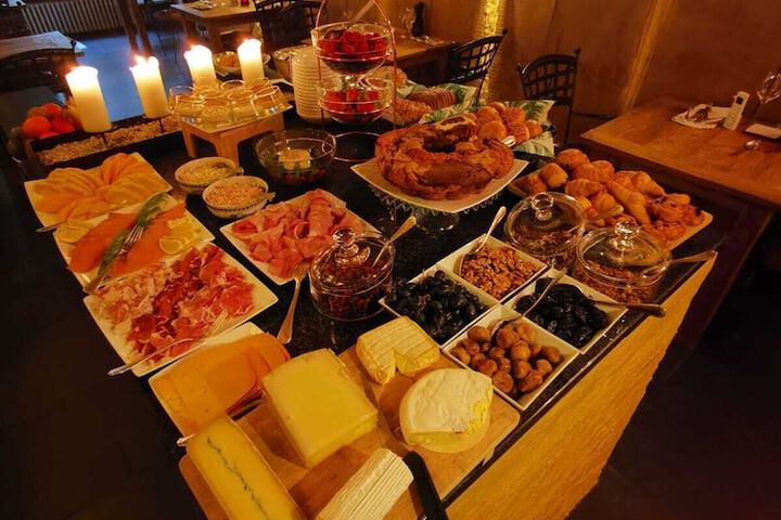 Dining 86 of 109