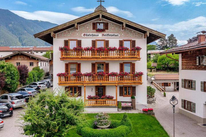 Hotel garni Reiffenstuel