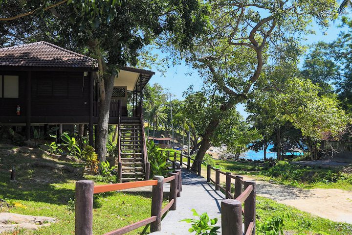 Hotel Exterior 243 of 251