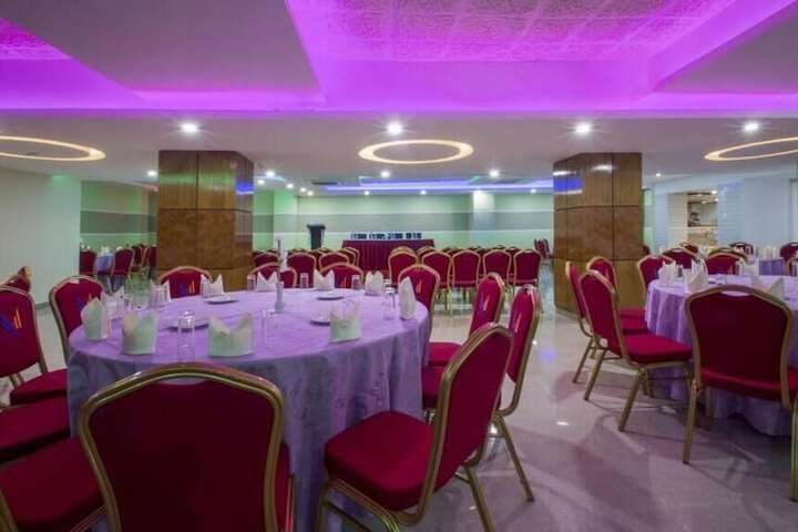Ballroom/Hall 44 of 55