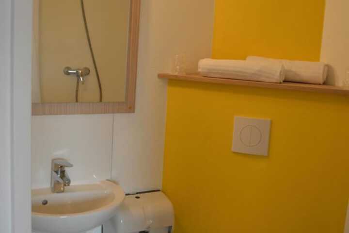 Room 13 of 41